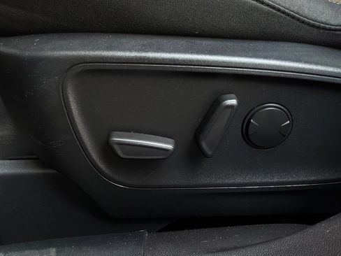 Used 2023 Ford Escape Active FWD image 11