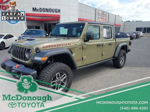 Used 2026 Jeep Gladiator Mojave AWD/4WD image 1