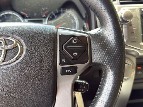 Used 2018 Toyota 4Runner SR5 Premium AWD/4WD image 23