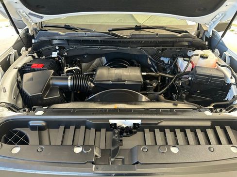 Used 2024 GMC Sierra 2500 Pro w/ Convenience Package image 39