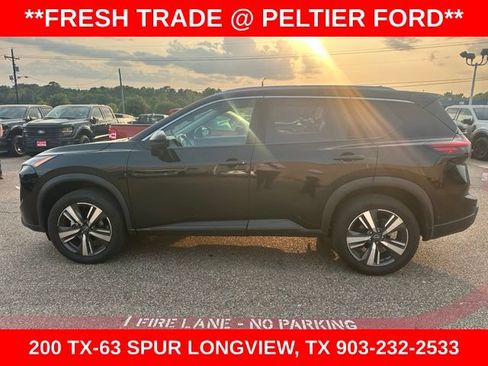 Used 2026 Nissan Rogue SL FWD image 4