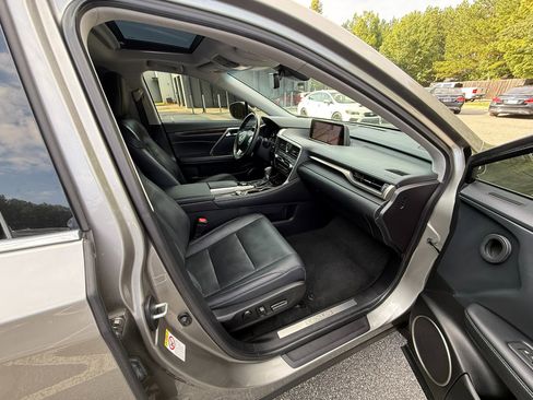 Used 2019 Lexus RX 350 FWD image 17