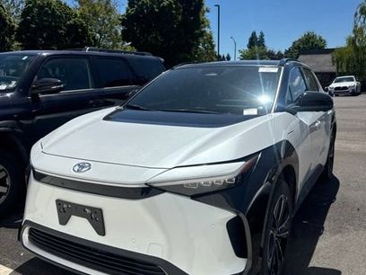 Used 2023 Toyota bZ4X AWD w/ Weather Package