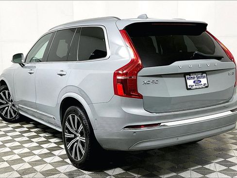 Used 2024 Volvo XC90 B6 Plus image 11