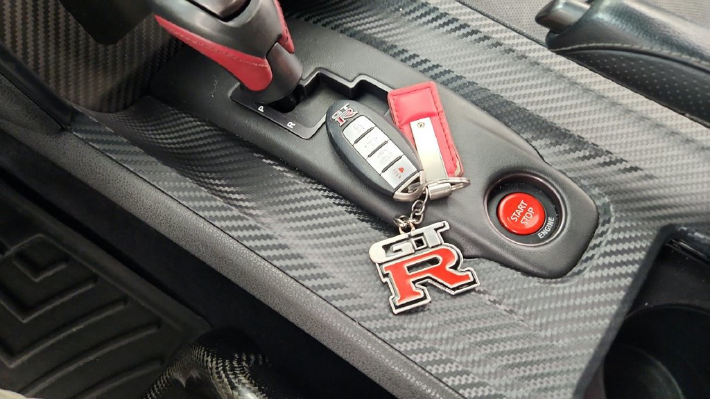 Used 2014 Nissan GT-R Black Edition AWD/4WD image 48
