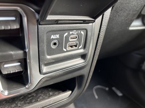 New 2026 Jeep Gladiator Sport image 36