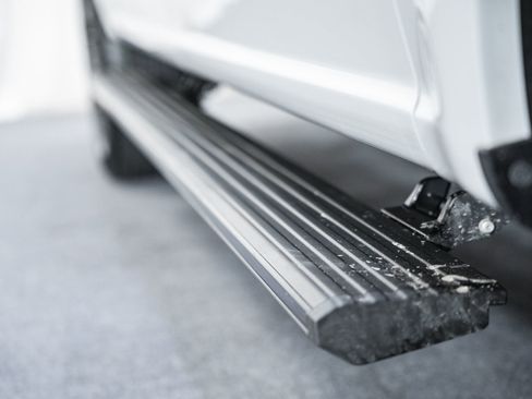 Certified 2023 Ford F150 Lariat w/ Equipment Group 502A High image 23