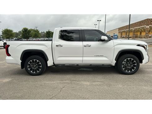 New 2026 Toyota Tundra Limited AWD/4WD image 44