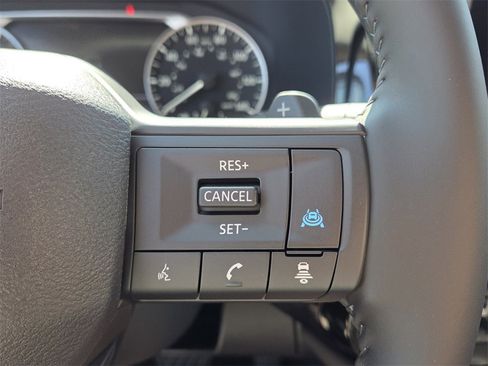 New 2026 Nissan Pathfinder SV image 25