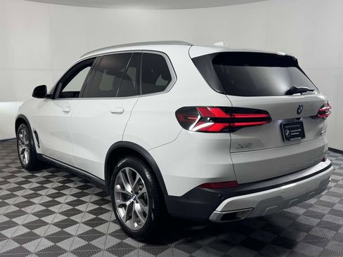 Used 2024 BMW X5 xDrive40i image 8