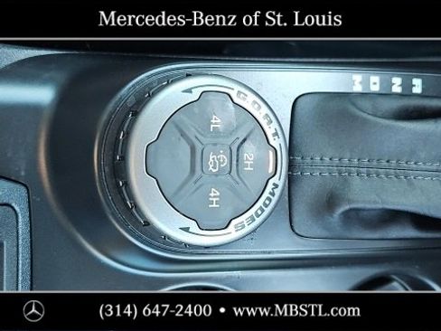 Used 2024 Ford Bronco Outer Banks image 32