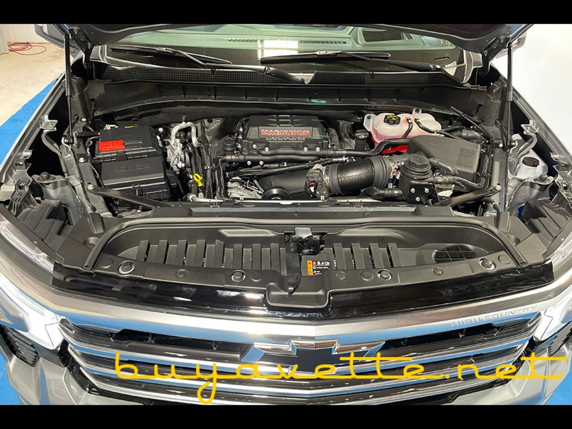 Used 2025 Chevrolet Silverado 1500 High Country w/ Technology Package AWD/4WD image 28