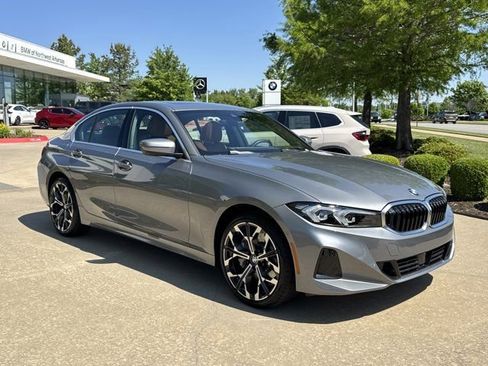 Certified 2025 BMW 330i xDrive Sedan w/ Premium Package AWD/4WD image 6