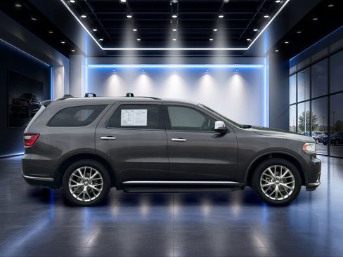 Used 2017 Dodge Durango SXT w/ Quick Order Package 23B RWD image 3