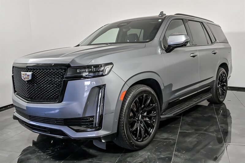 Used 2021 Cadillac Escalade Sport w/ Driver Assist Tech Package AWD/4WD image 5