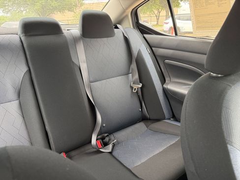 Used 2025 Nissan Versa SV FWD image 37