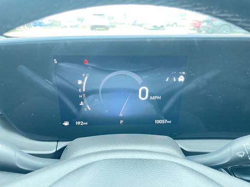 Used 2025 Buick Envista Sport Touring image 40