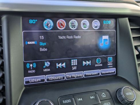 Used 2019 GMC Acadia SLT w/ LPO, Cargo Package FWD image 18