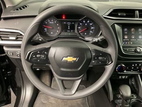 Certified 2022 Chevrolet TrailBlazer LT w/ Confidence II Package image 16