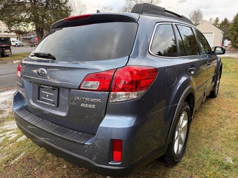 Used 2014 Subaru Outback 2.5i Limited w/ Moonroof Package image 7