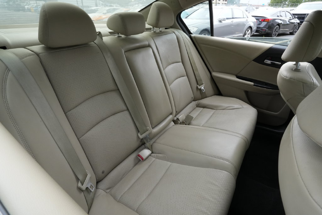 Used 2014 Honda Accord EX-L image 29