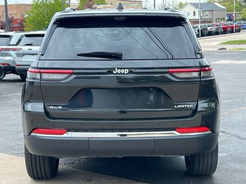 Used 2024 Jeep Grand Cherokee Limited w/ Luxury Tech Group II AWD/4WD image 52