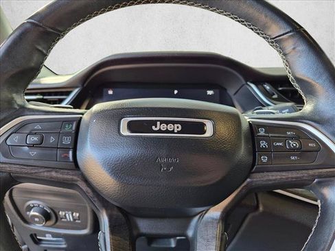 Used 2021 Jeep Grand Cherokee L Limited AWD/4WD image 16