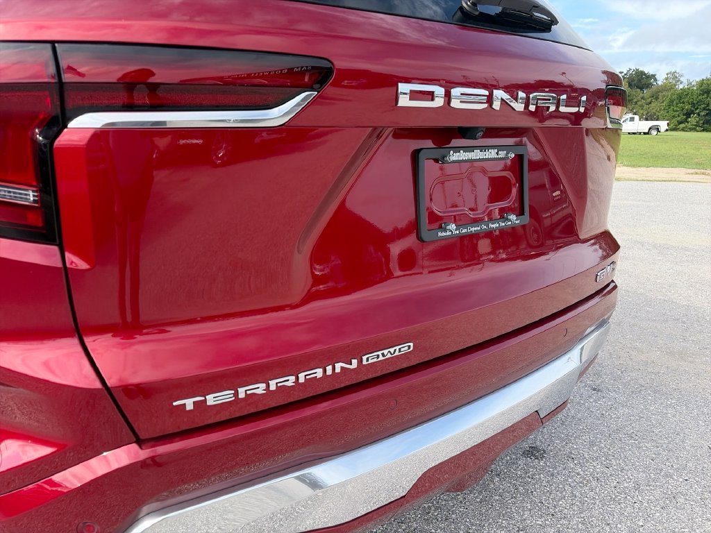 New 2027 GMC Terrain Denali AWD/4WD image 32