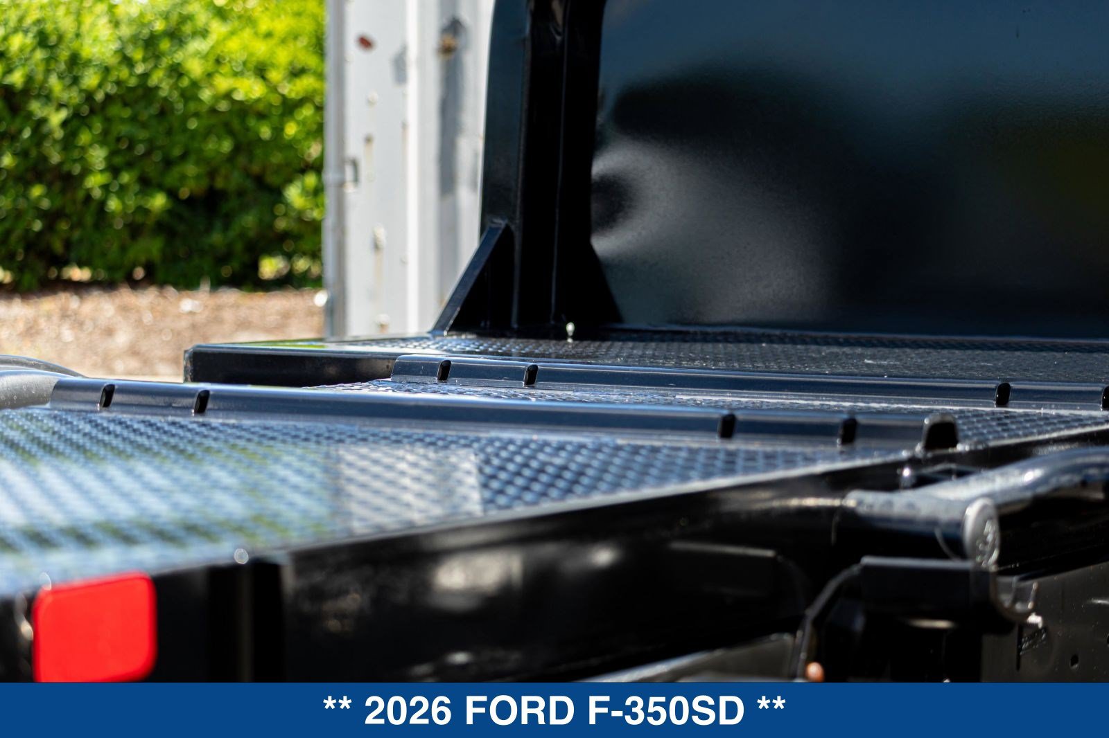 New 2026 Ford F350 XL w/ XL Chrome Package AWD/4WD image 17
