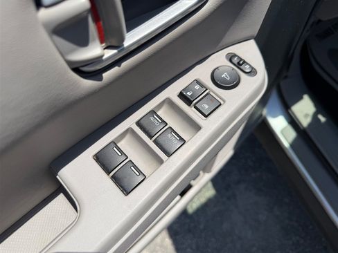 Used 2014 Honda Pilot Touring image 33