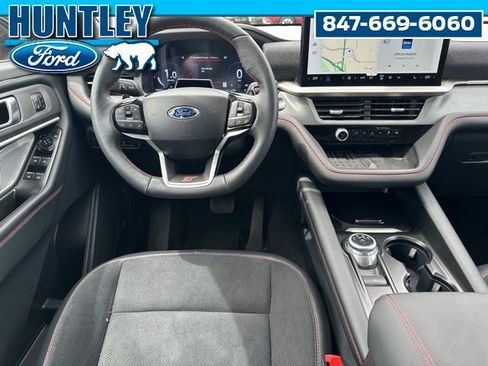 Used 2025 Ford Explorer ST AWD/4WD image 18