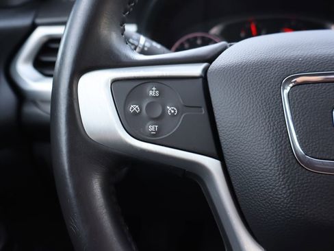 Used 2017 GMC Acadia SLT FWD image 7