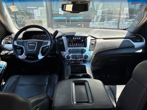 Used 2019 GMC Yukon XL SLT AWD/4WD image 13