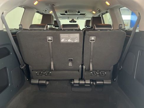 Used 2024 Honda Odyssey Elite image 8