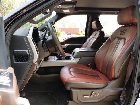 Used 2020 Ford F250 King Ranch w/ FX4 Off-Road Package image 3