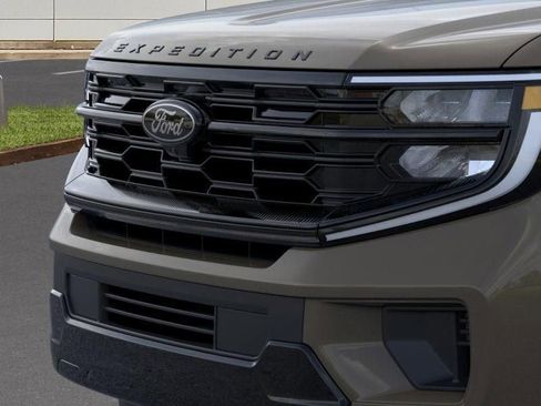 New 2026 Ford Expedition Max Platinum w/ Stealth Appearance Package image 17