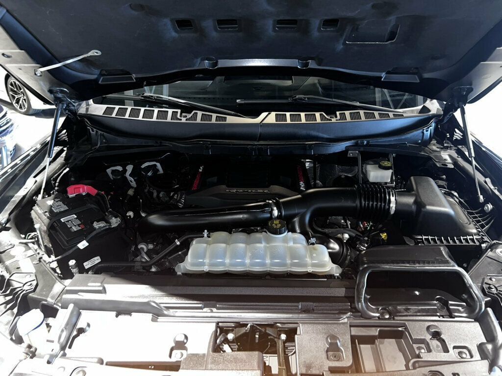 Used 2024 Ford F150 Raptor AWD/4WD image 9