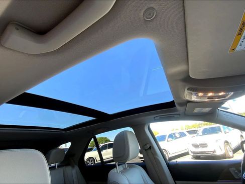 Used 2022 Mercedes-Benz GLE 350 image 25