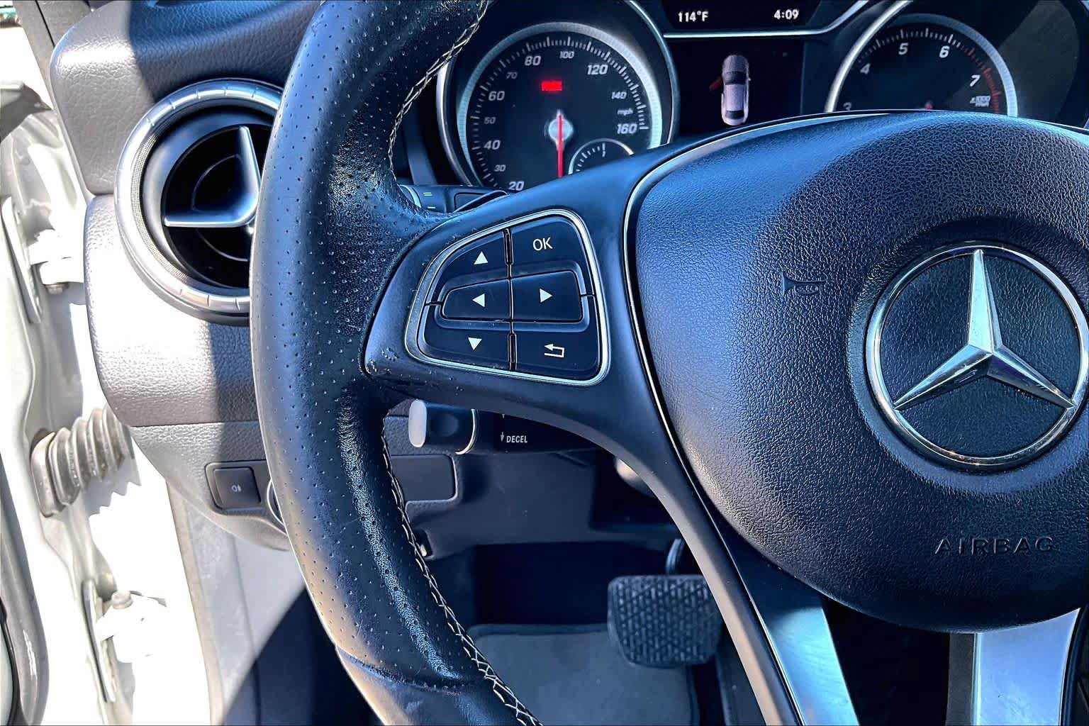Used 2018 Mercedes-Benz CLA 250 image 24