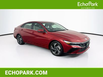 Used 2025 Hyundai Elantra Limited