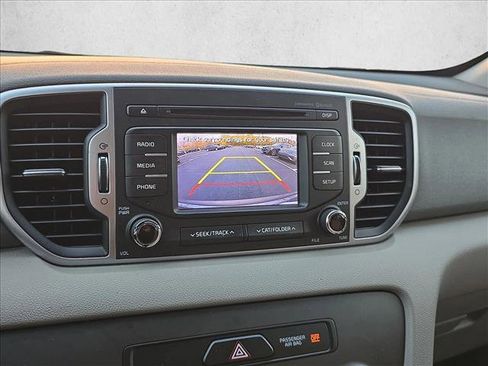 Used 2017 Kia Sportage LX w/ LX Popular Package image 11