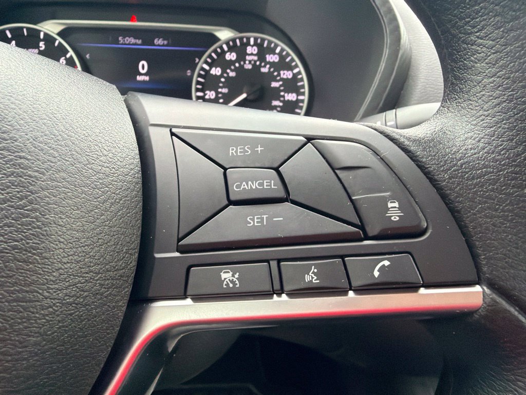 Used 2024 Nissan Sentra SV FWD image 23