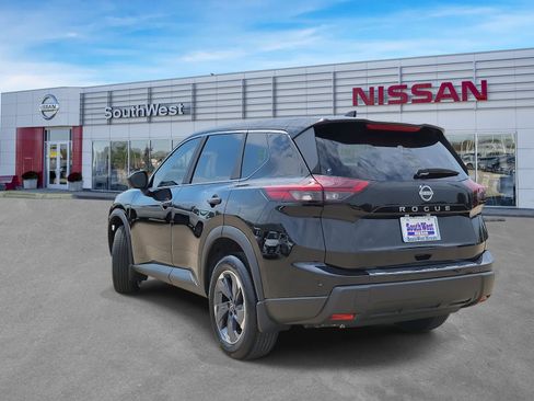 New 2026 Nissan Rogue SV FWD image 7