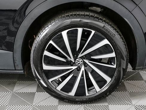 Certified 2023 Volkswagen ID.4 Pro S Plus image 40