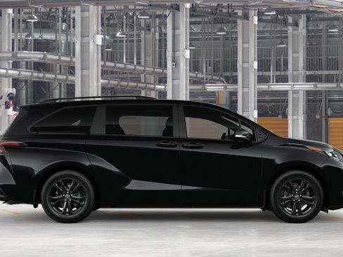 New 2026 Toyota Sienna XSE AWD/4WD image 14