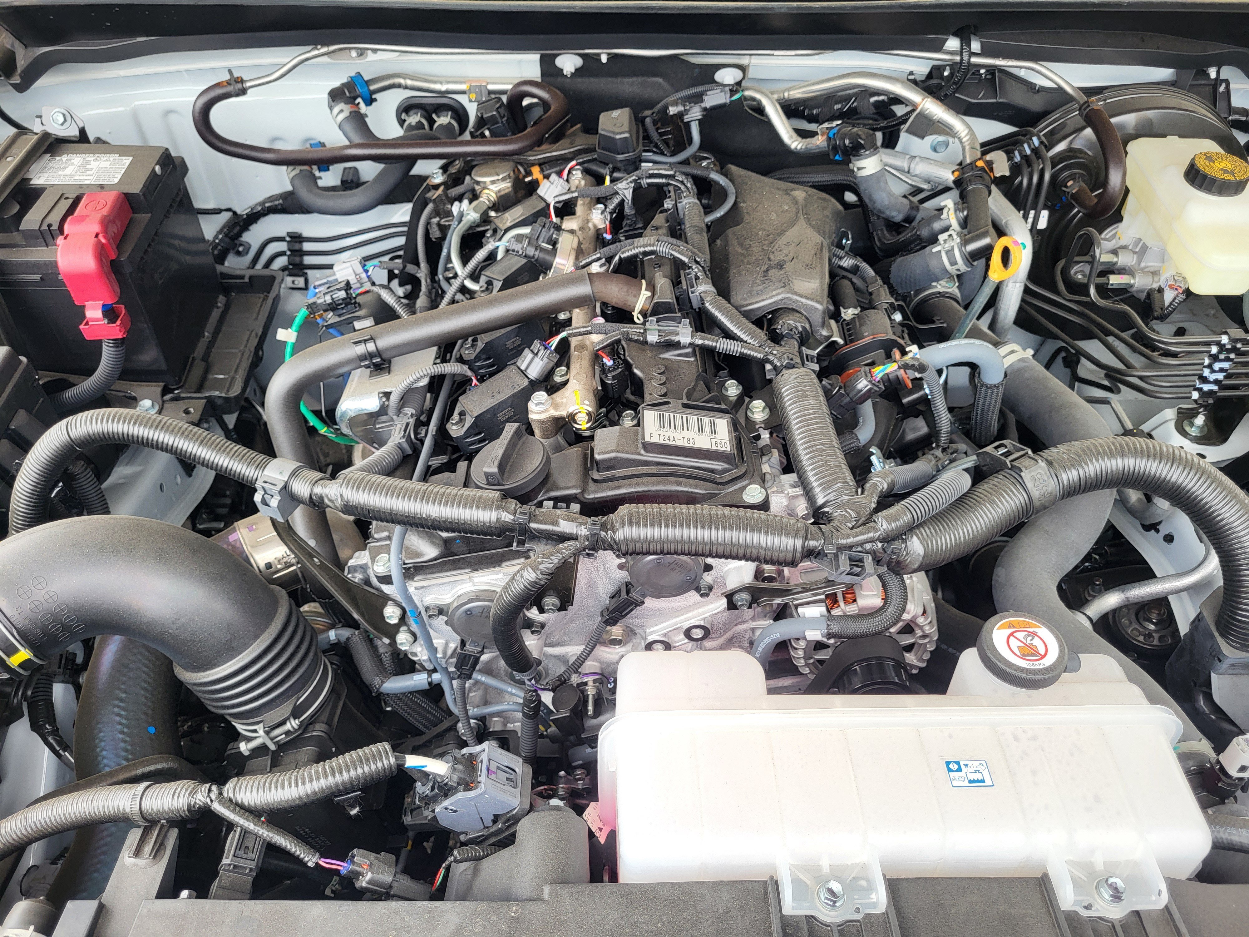 Certified 2026 Toyota Tacoma SR5 AWD/4WD image 24