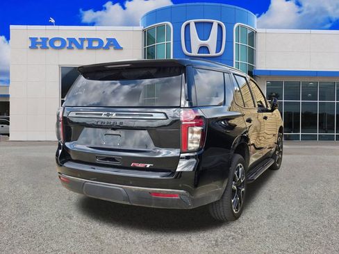 Used 2022 Chevrolet Tahoe RST w/ Luxury Package AWD/4WD image 12