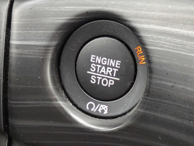 Certified 2021 Jeep Grand Cherokee Laredo RWD image 29
