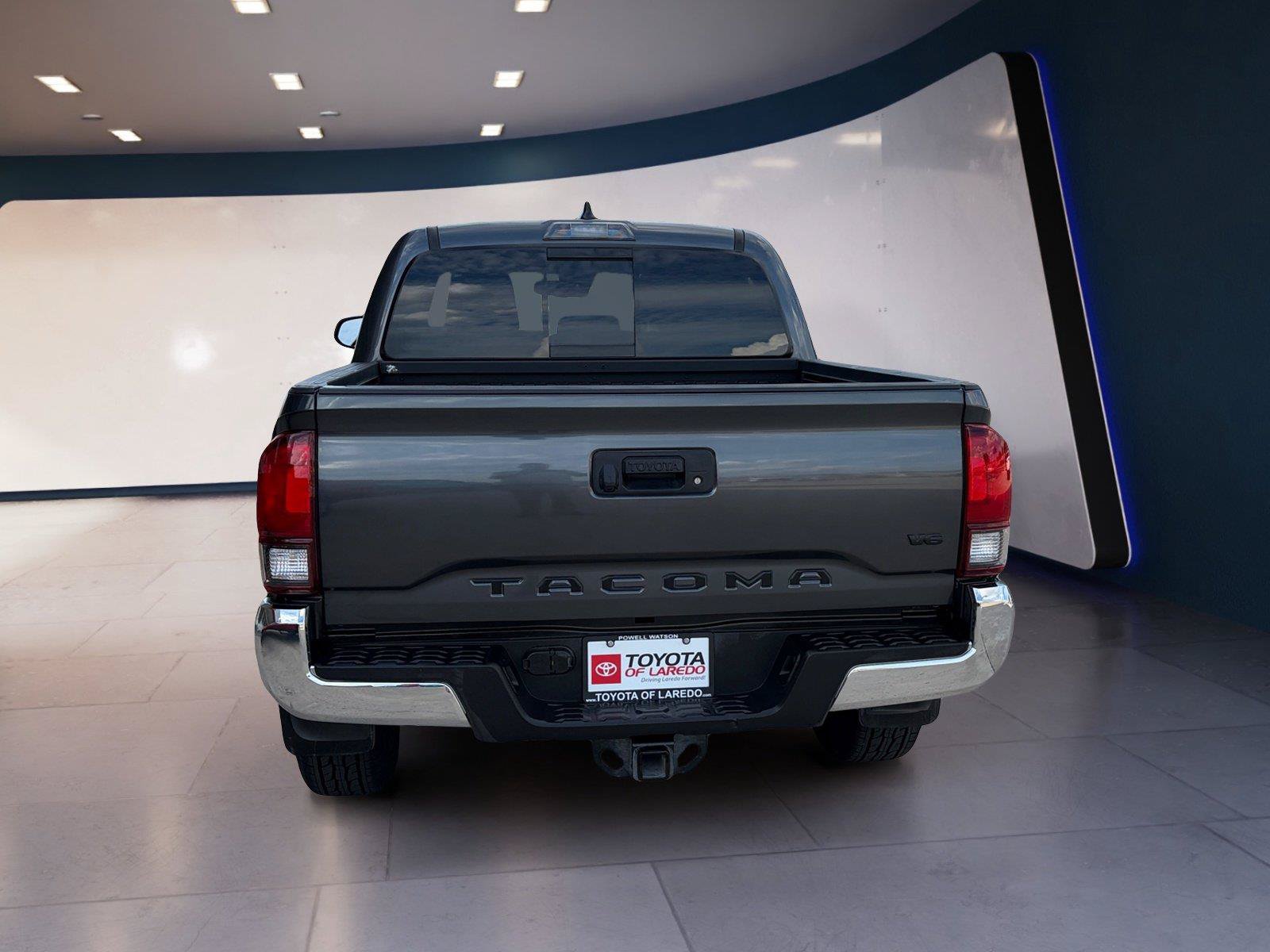 Used 2022 Toyota Tacoma SR5 RWD image 4