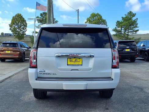 Used 2019 GMC Yukon XL Denali w/ Denali Ultimate Package AWD/4WD image 22